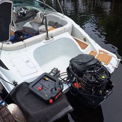 Boating equipment repair service, fixes and installations.