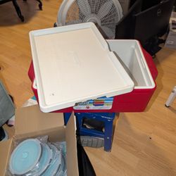 24-can Coleman Cooler Red