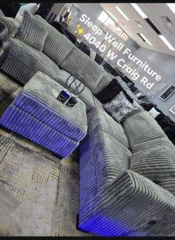 ✨️ Sectionals, 2pc Sofas ✨️ Furniture Queen Bedrooms, Dining Avail