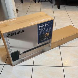 Samsung (HW-Q60CF) Surround Sound Dolby Atmos Home Theater Soundbar | Wireless Sub | Adaptive Audio