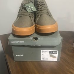 Mutual Weave Men Sz 13