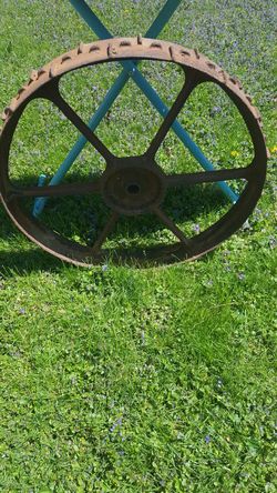 Large single wheel