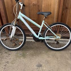 Girls Mountain Bike