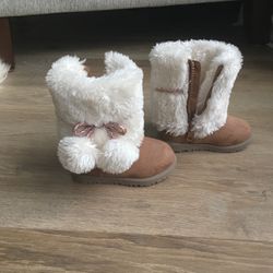Little Girl Boots Size 5