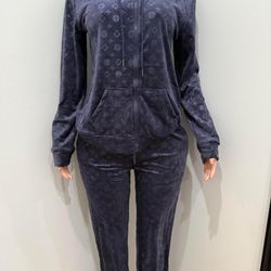 New Women's 2 Piece Set Size S/M