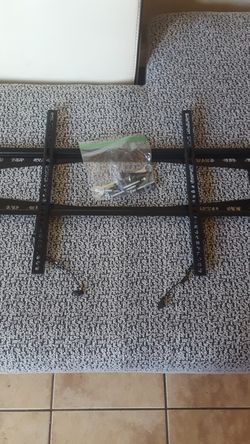 Insignia wall mount
