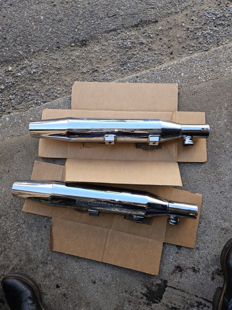 Motorcycle Pipes