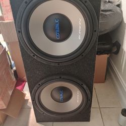 Cobalt Subwoofer And Autotek 2500 Watts 