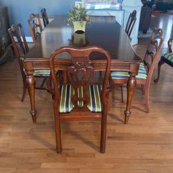 Cherry Dining Set for 6 to 8