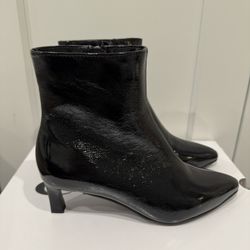 NIB La Candienne Amely Patent Black Ankle Boots, Size 6.5 (retail $535)