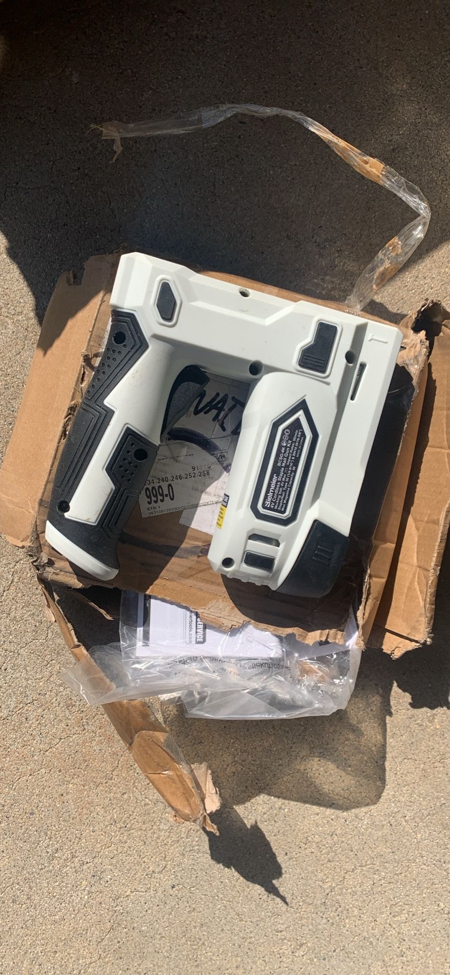 Staple gun