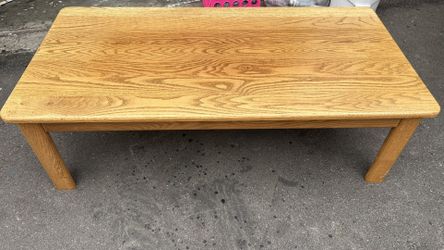 vintage solid oak coffee table rectangular L52”*W24”*H16”(address in description)  👇delivery 🚚 available within 15 miles for extra $55 delivery fees