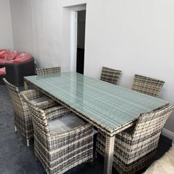 Outdoor Patio Dinning 7-piece Table Great For Easter Gathering 