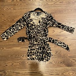 Sweater - Ladies - Small $15