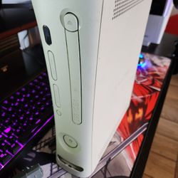 Xbox 360  With power No Av Has hdmi