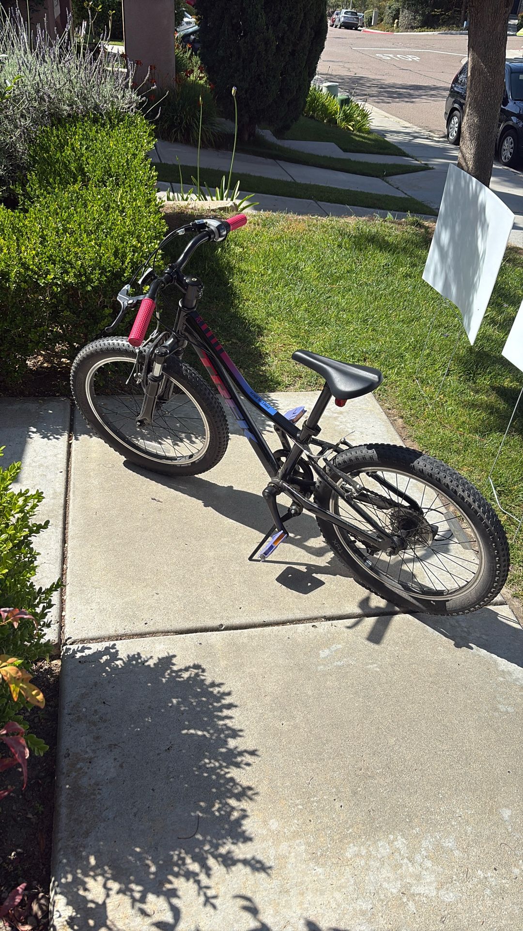 20” Trek Precaliber Mountain Bike