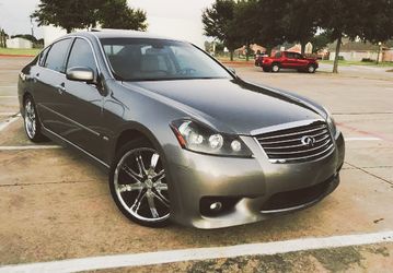 20/10 INFINITI M35 S UP& CAR