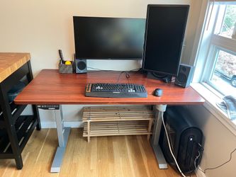 FlexiSpot E7 Standing Desk – Grey Frame / Mahogany Top