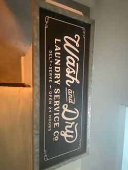 Laundry sign