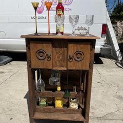 Vintage Bar 