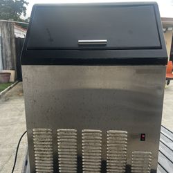 Ice Maker Maxxice
