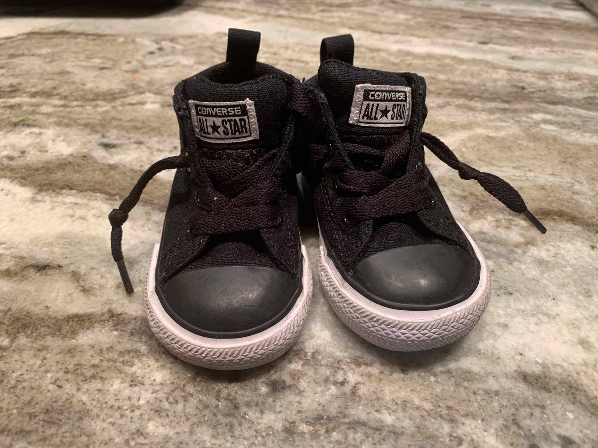 Converse all stars