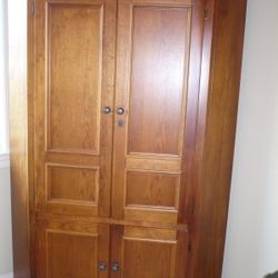 Armoire - Corner Cabinet - 4 Door 