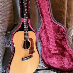 Washburn D-70SWN Golden Harvest  Deluxe Hand Crafted Guitar