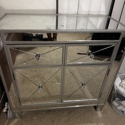 Mirrored Side Table 