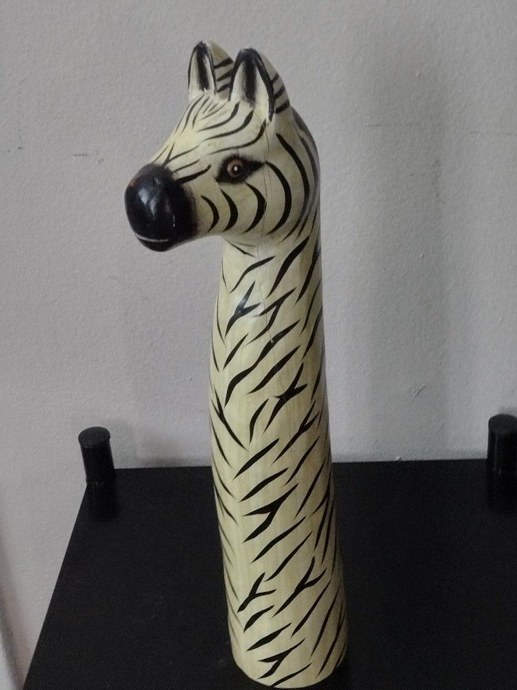 Hand Carved Home Deco
