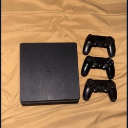 PS4 Slim