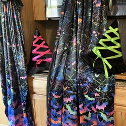 $25 - Matching Halloween costumes- Bats Cape & hats