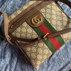 Gucci Messenger Bag 