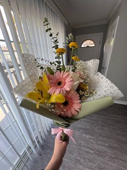 Fresh Mixed Flower Bouquet