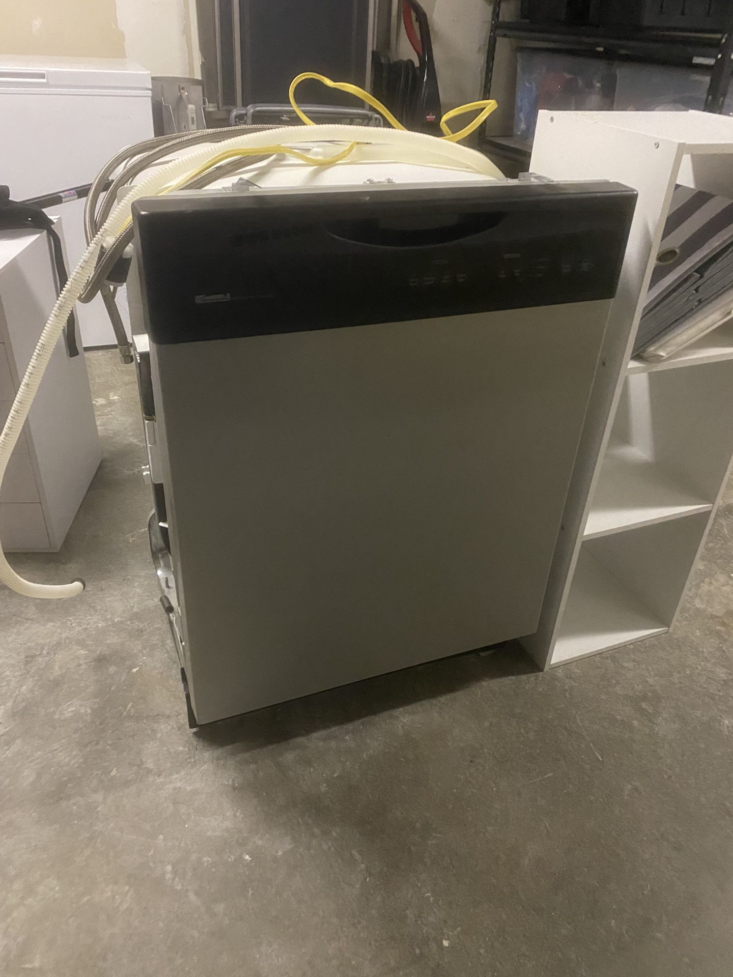 Kenmore Dishwasher (contact info removed)8900A