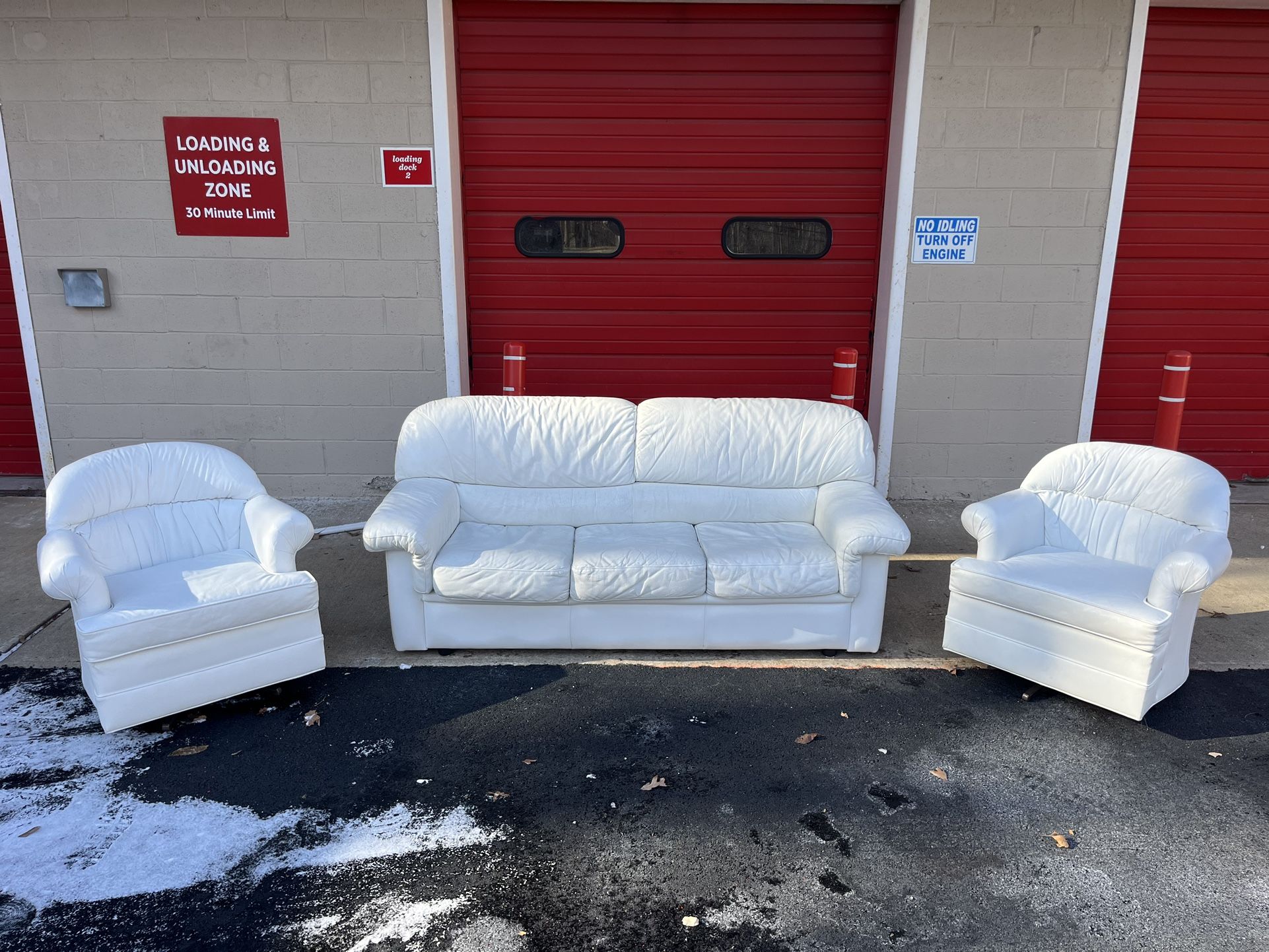 (Free Curbside Delivery) Natuzzi White Leather Couch Set With Swivel Chairs