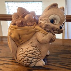 Vintage Twin Winton Squirrel Cookie Jar