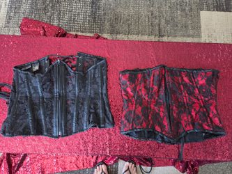 2 corsets size lg