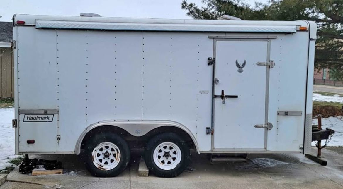 Check Out This Nice 2016 Hallmark K714BT
