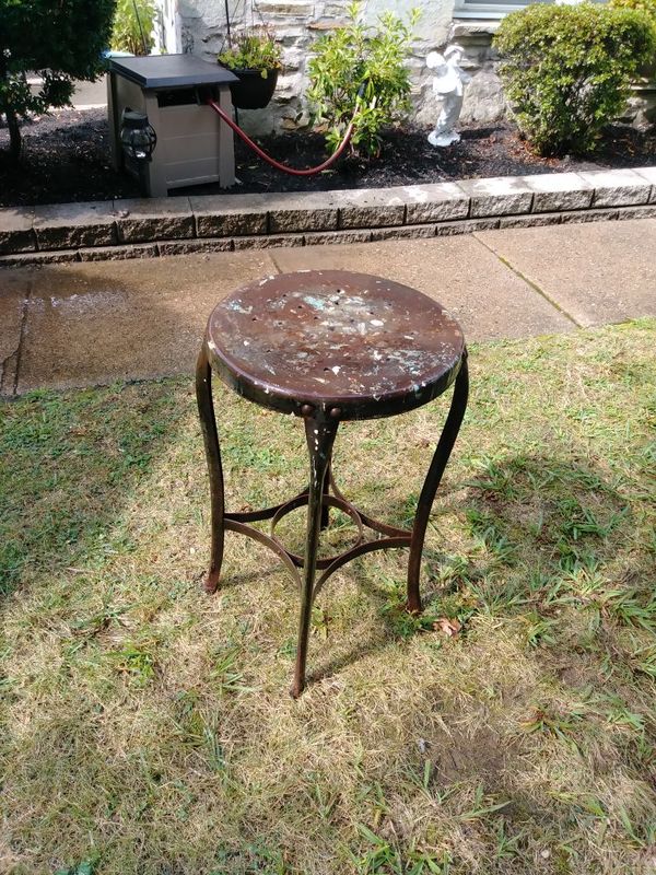Vintage Metal Chair Or Planters Stool For In Willow Grove Pa Vintage Metal Chair Or Planters Stool For In Willow Grove Pa Offerup