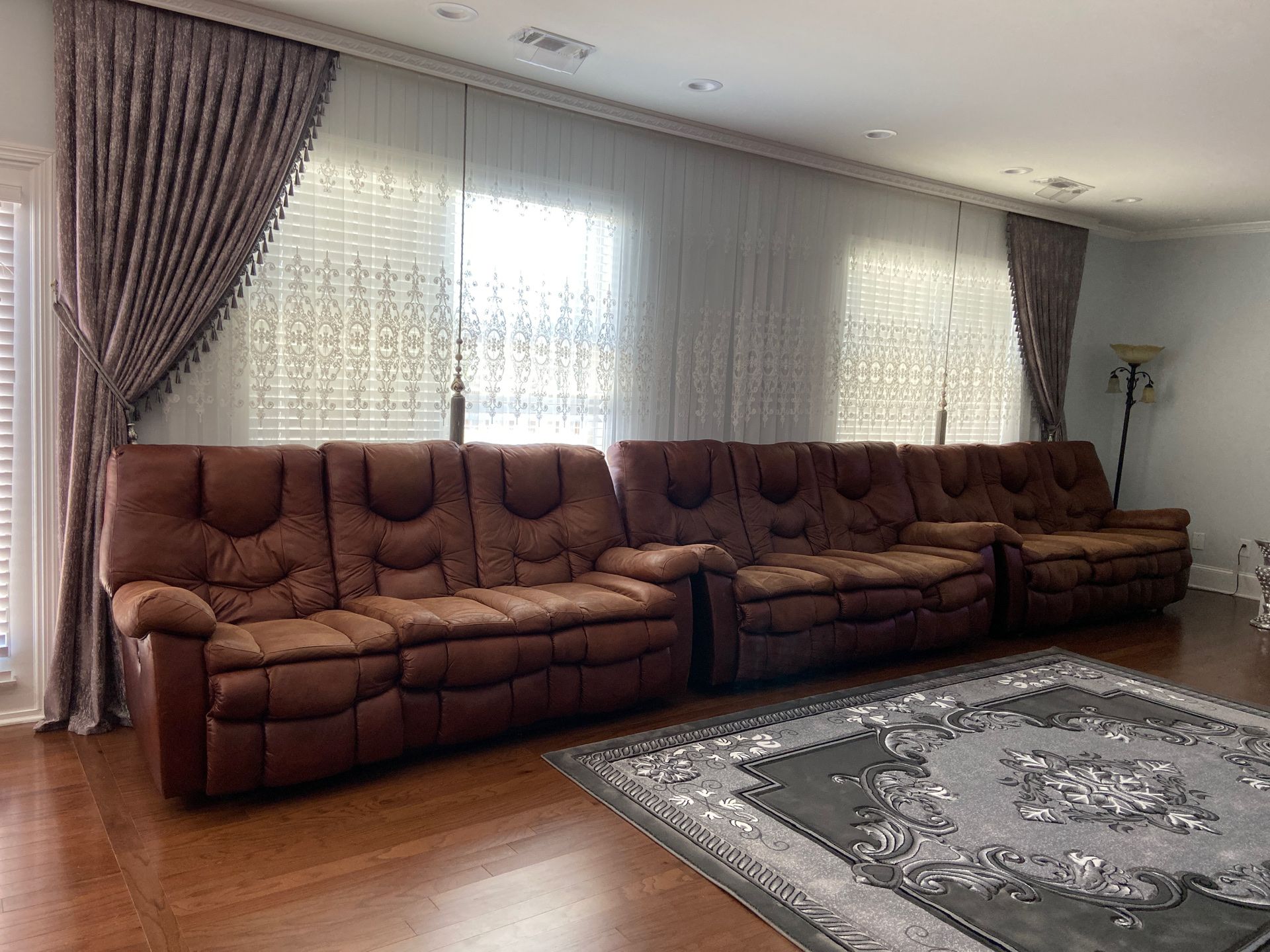 6 ELECTRICAL COUCHES