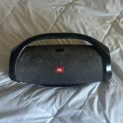 JBL Boombox Speaker