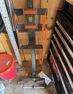 Pack’em cooler/sprayer & string holder Enclosed trailer only