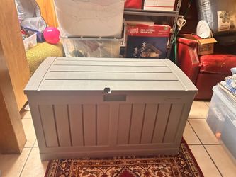 Outdoor storage, 50 gallon