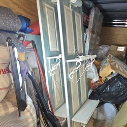 Set Of Two Door Shelf Light Up Solid Wood In Good Condition