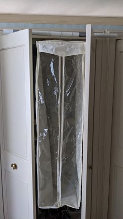 Closer Clothes Protector /Storage