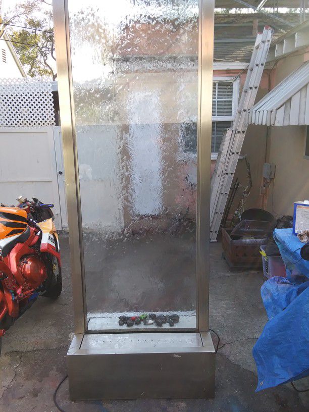 8 FOOT STAINLESS STEEL/GLASS WATERFALL