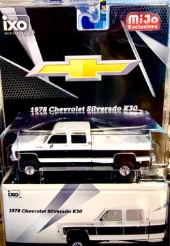 Ixo 1:64 scale 1978 Chevrolet Silverado
