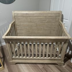 Pembrooke convertible crib sale