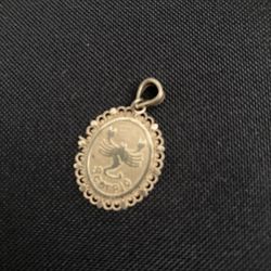 10k Gold Pendant 